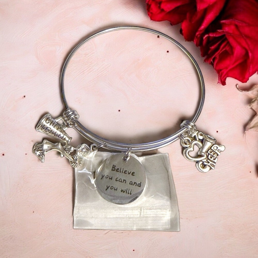 Cheerleader 📣 bracelet with 4 charms